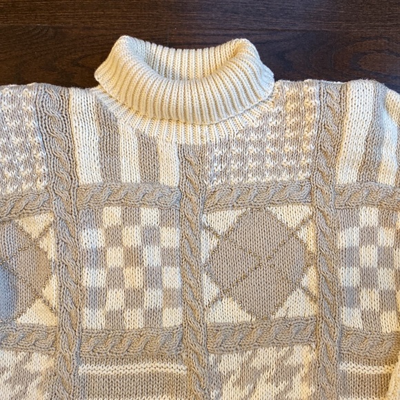 Vintage cable Knit Sweater - Picture 5 of 11
